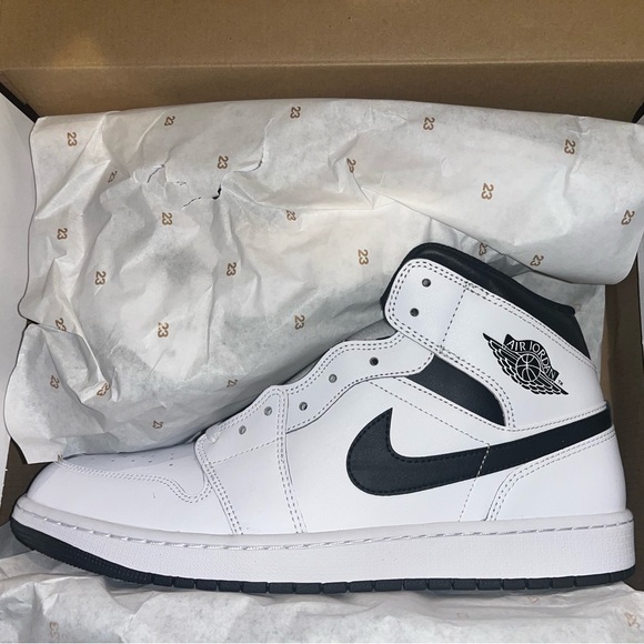 BrandNew Jordan 1 High Tops size 13